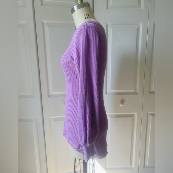 Elhoffer Design Essential Oversize Sweater in Orchid size XS/S - Picture 2 of 10